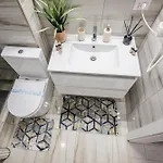 Luxury Designer - Romanescu Park