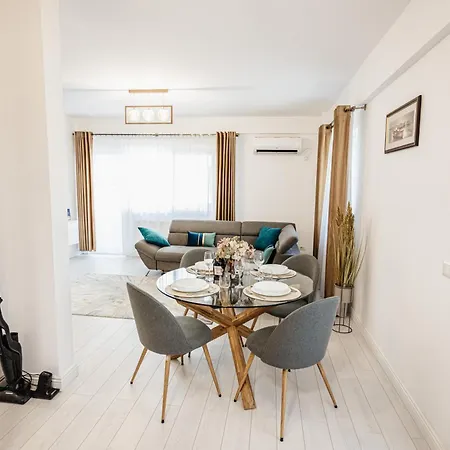 Apartment Luxury Designer - Romanescu Park Craiova