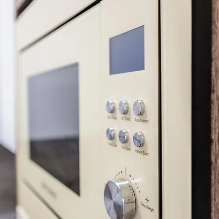 Luxury Designer - Romanescu Park